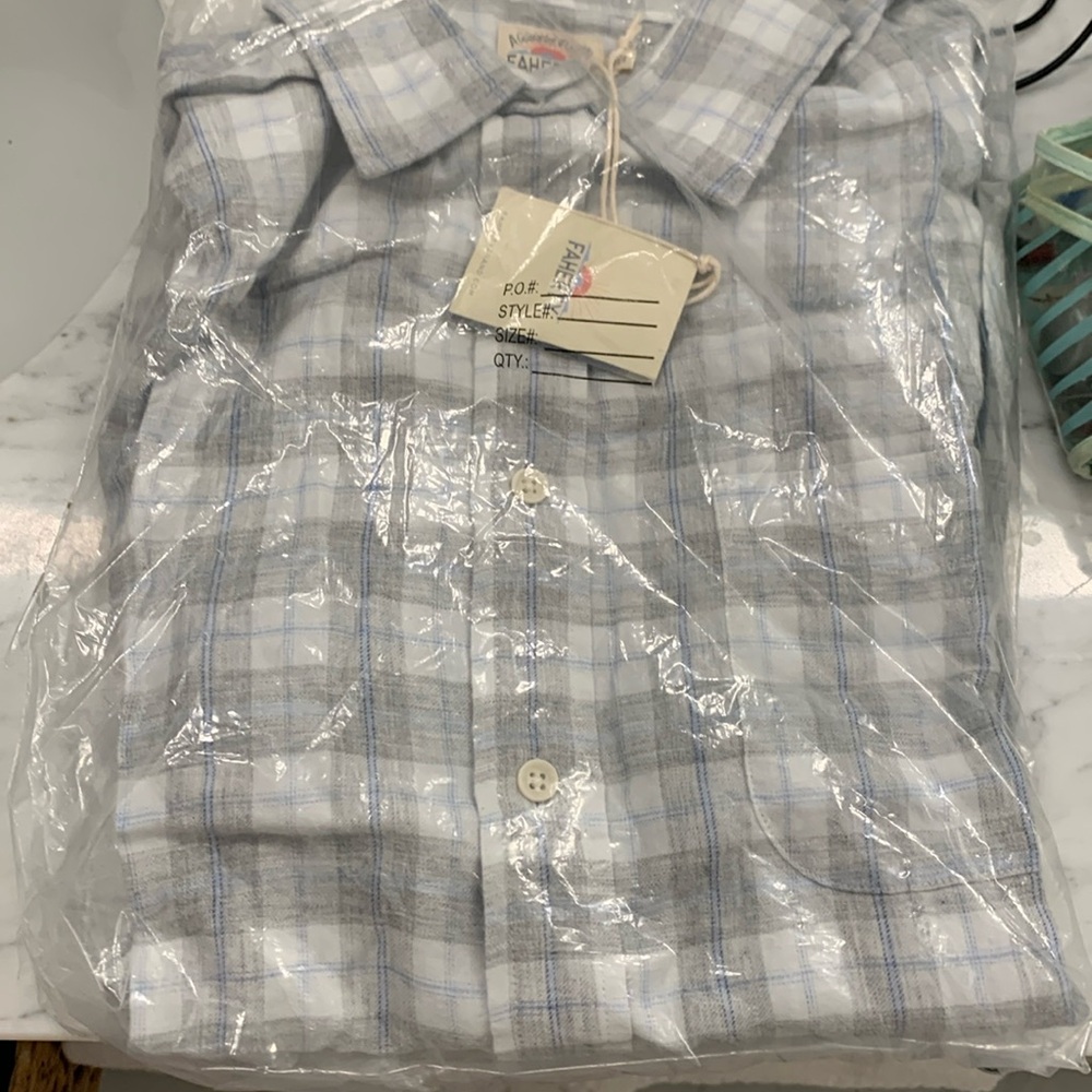 Faherty Mens Small NWT Blue / gray plaid Cotton Button Up Shirt